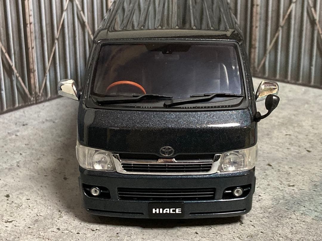 1/24 トヨタ ハイエース（カスタム品）