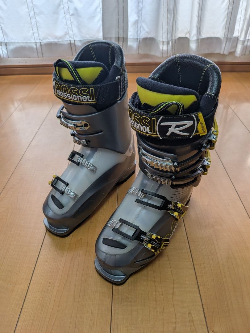 スキーブーツ　265mm ロシニョール（ROSSIGNOL）中級レベル