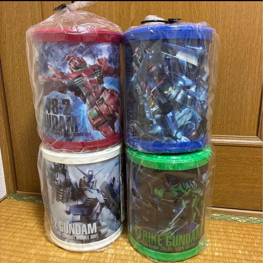 ガンプラ入りラウンドBOX 4種セットガンプラ　ラウンドボックス