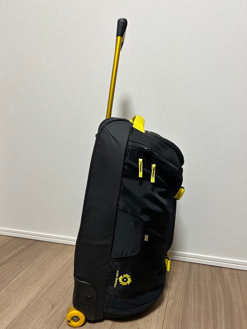 BURTON キャリーバッグ ブラック/イエロー