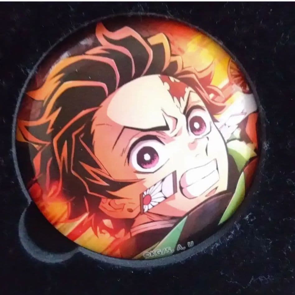 竈門炭治郎 時透無一郎 甘露寺蜜璃 缶バッジ 3個セット 劇場版グッズ