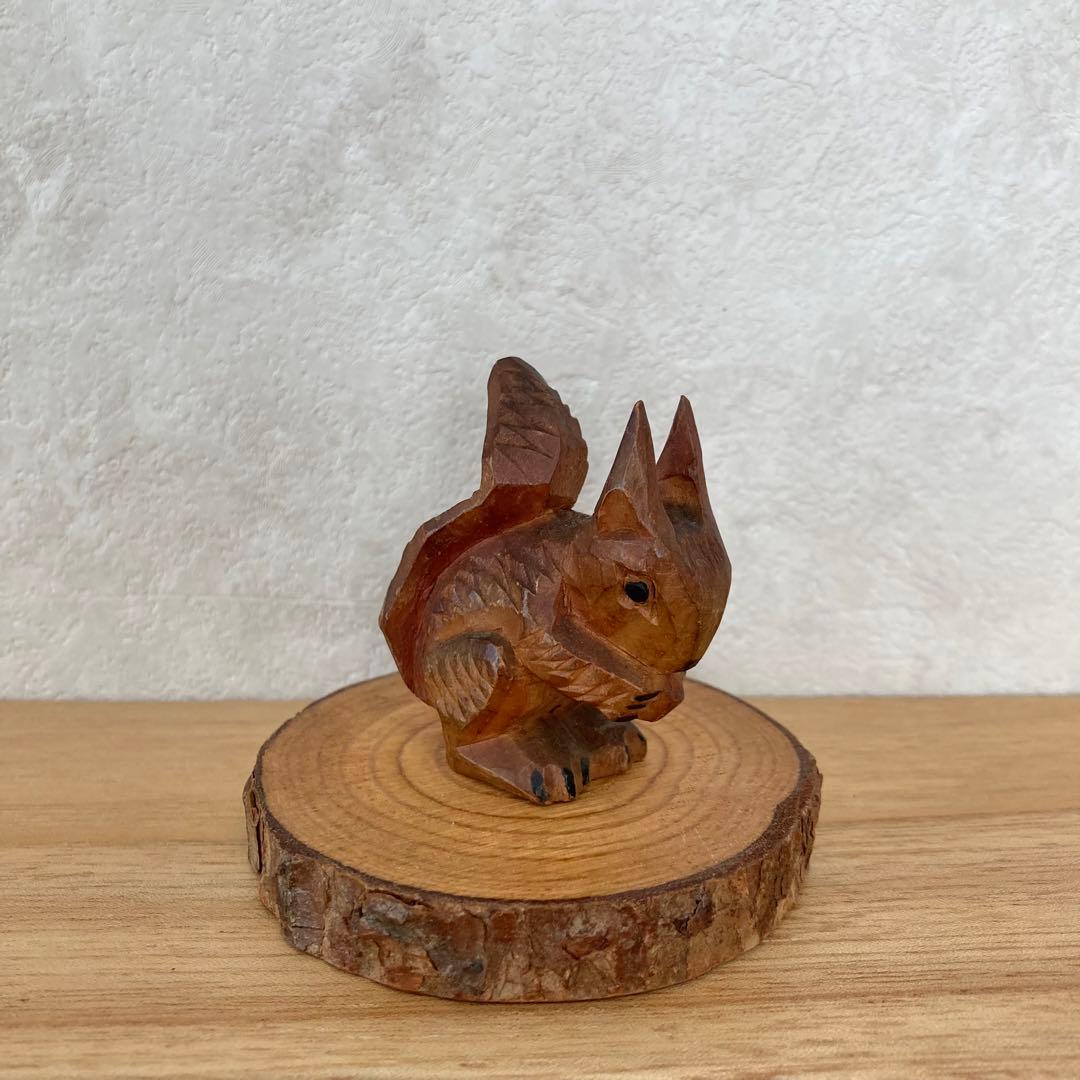 リス　木製　置物　人形　ドイツ　ヴィンテージ
