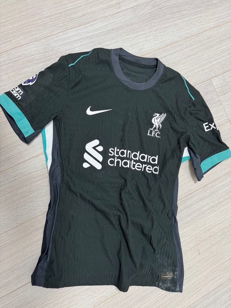 実使用　リヴァプールFC 遠藤航サイン入りユニフォーム