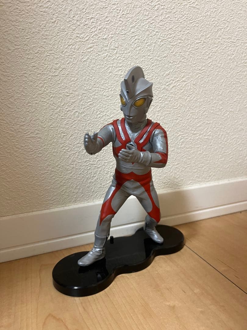 K*e様 エクスプラス 大怪獣シリーズ ウルトラマンエース ファイティングポーズ