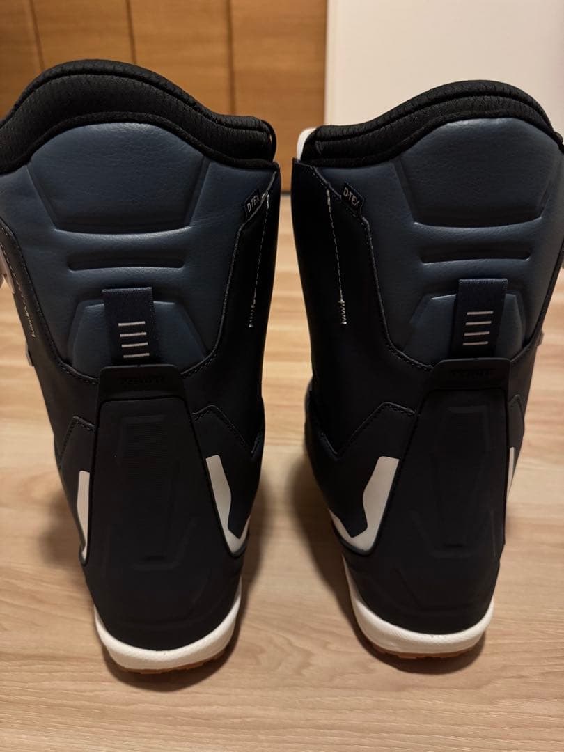 スノーボード DEELUXE DEEMON L3 BOA 24-25