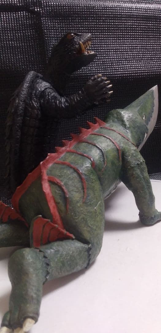 大悪獣ギロン！ボークス、オリエントヒーロー３０センチシリーズ！