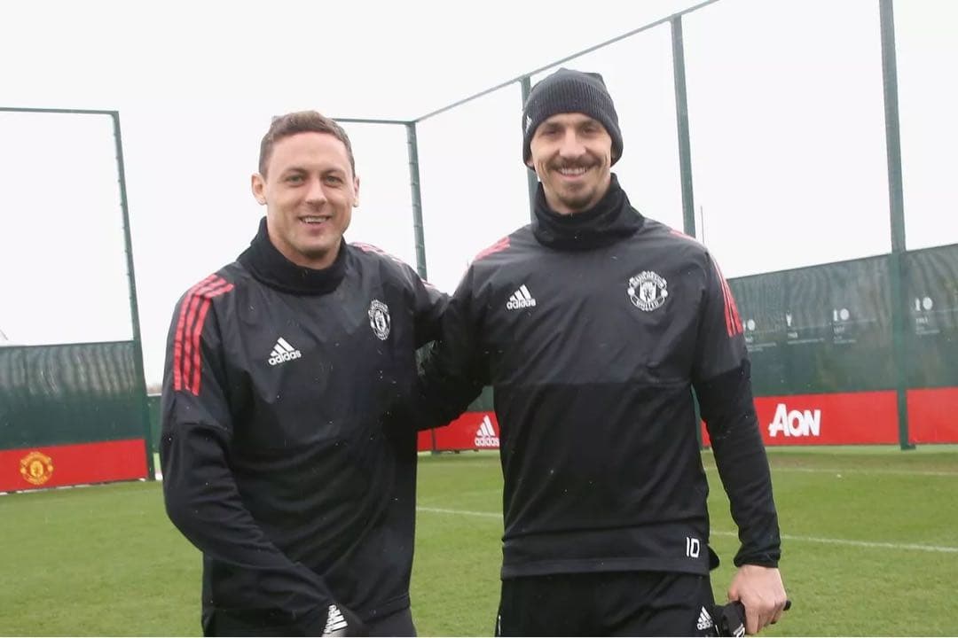 マンチェスターユナイテッド 17/18 UCLトレーニングウェアセットアップ