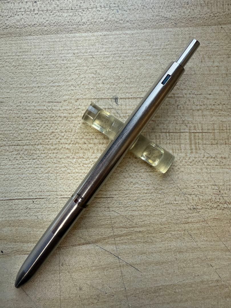 PILOT 多色ボールペン シルバー　廃盤　昭和レトロ　パイロット４色　激レア