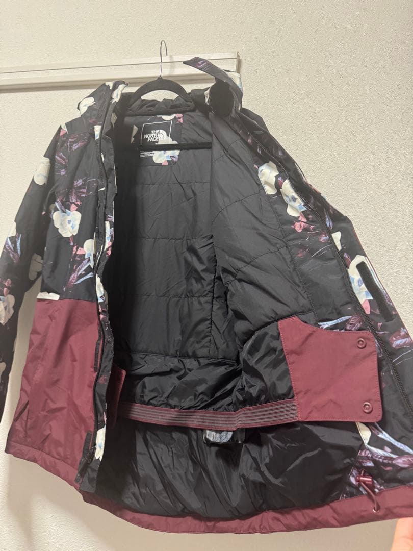 値下げ中⭐︎花柄ノースフェイスアウター