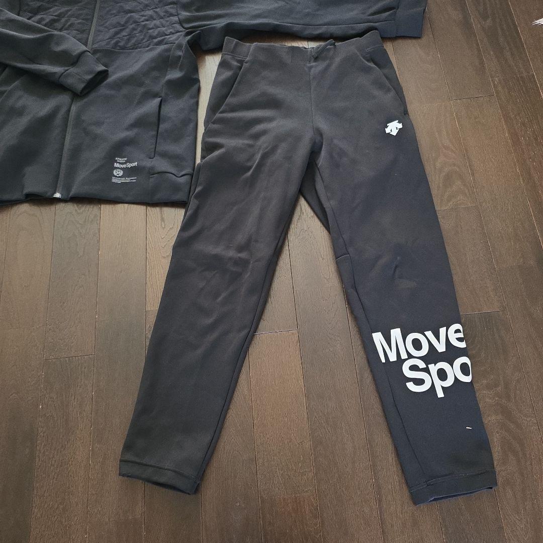 S.F.TECH フード付きジャージ上下セット 黒　DESCENTE　試着のみ