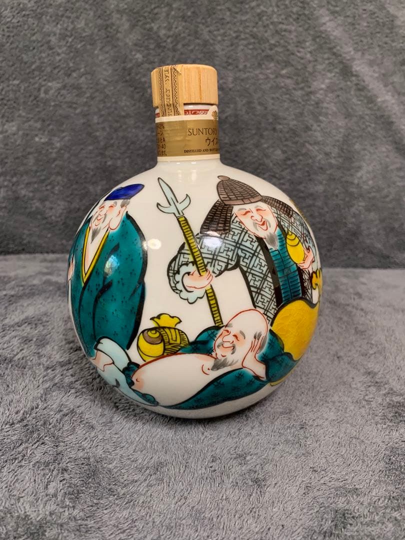 ☺︎ サントリー 九谷焼　七福神文瓶 ︎ 竹凰七福神文瓶 700ml 未開封品