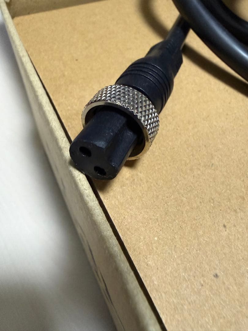 SHIMANO 電動リール デジタル表示 右ハンドル