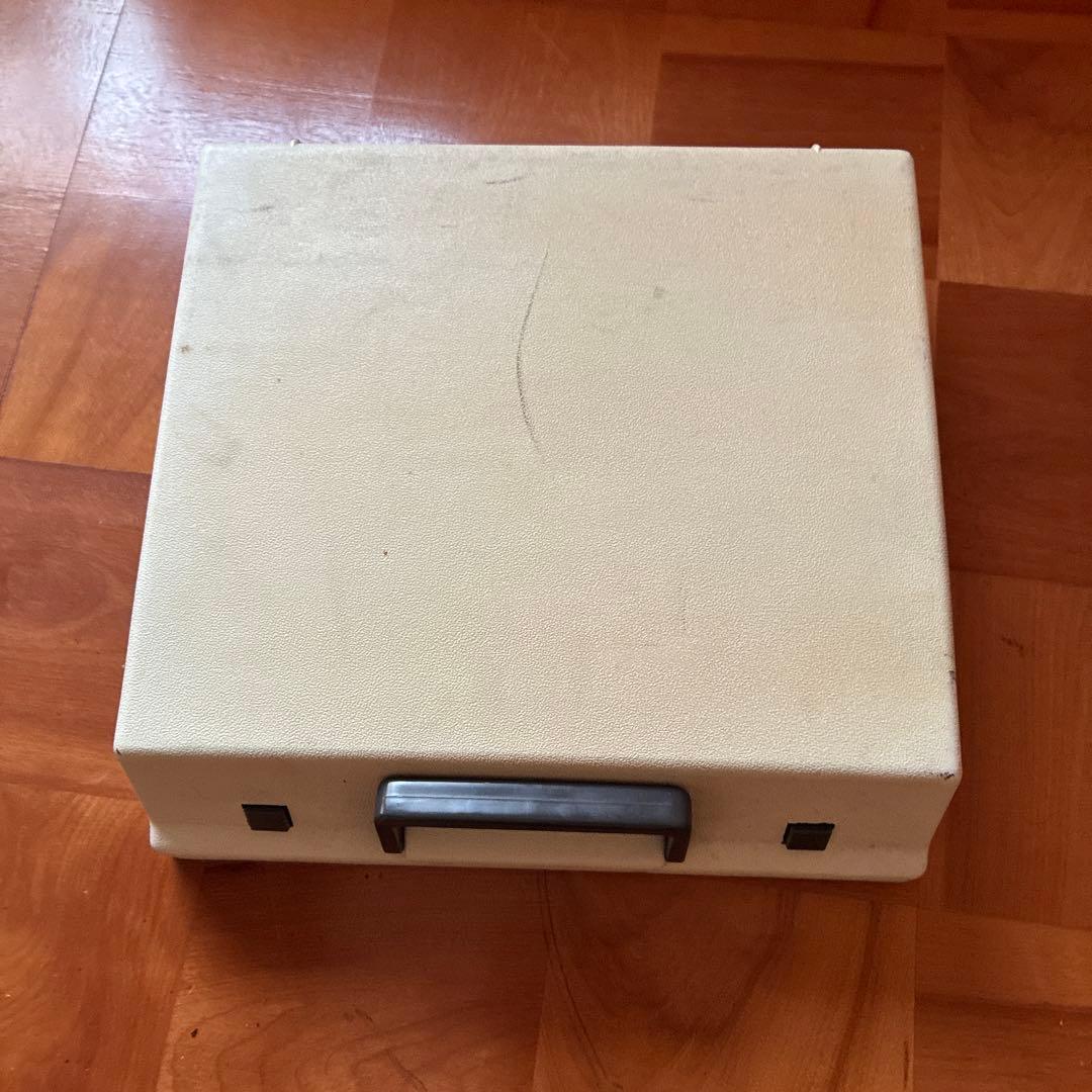 オリンピア　タイプライター トラベラー　Olympia Traveller☆