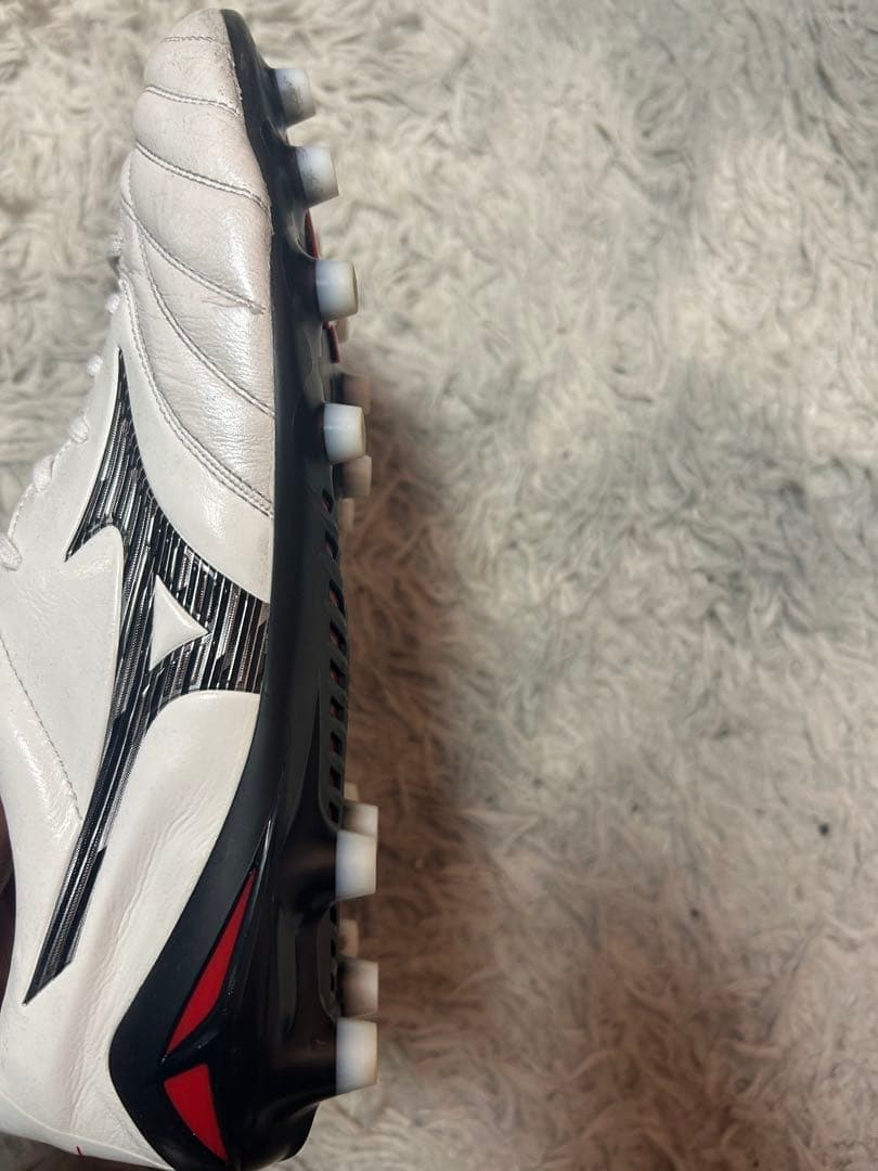 サッカースパイク　ミズノ　モレリアネオ4