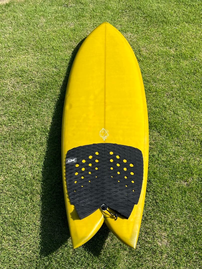 Dead kooksサーフボード【訳アリ】