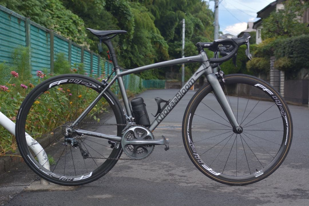 ffwd f4r リムハイト45mm チューブラー　予備タイヤ&リムテープ付き