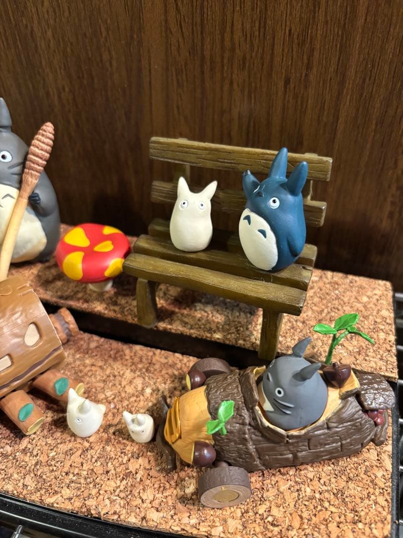 トトロ、プルバックカー4点、大、中、小トトロフィギュア、その他小物セット