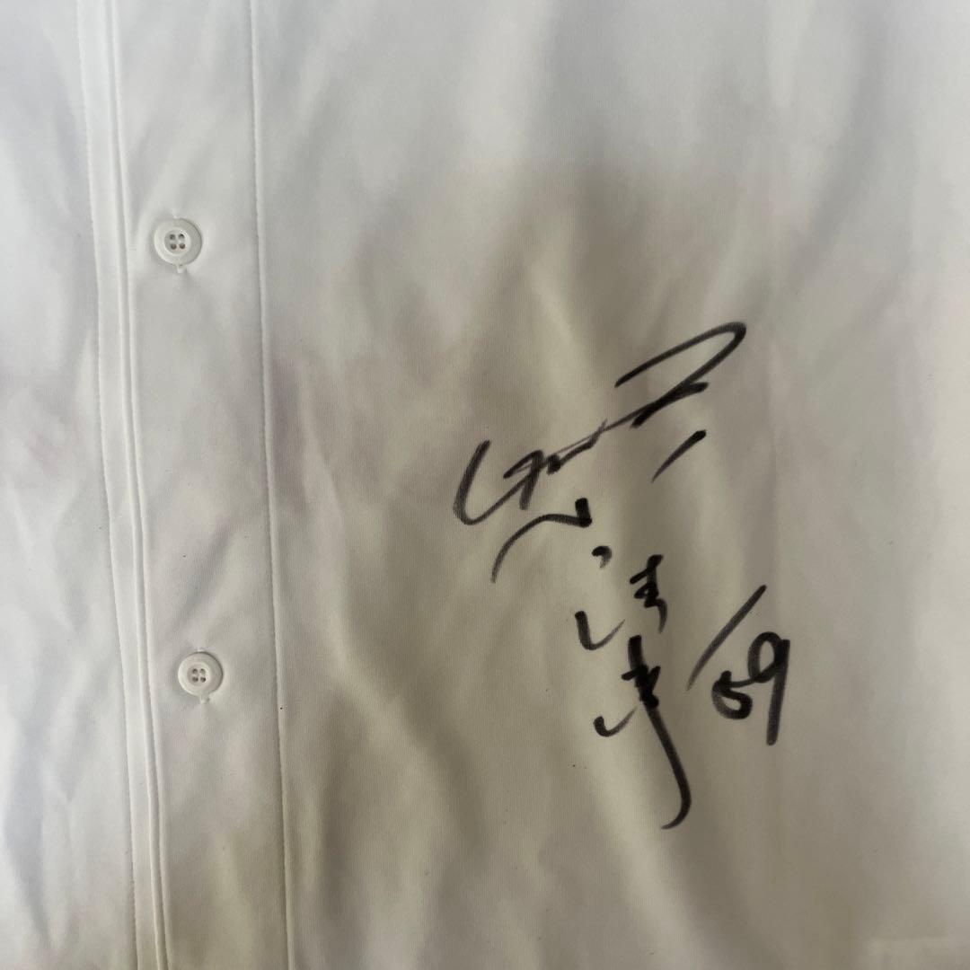 読売ジャイアンツ巨人　アンダーアーマー　刺繍ユニフォーム　小山雄輝