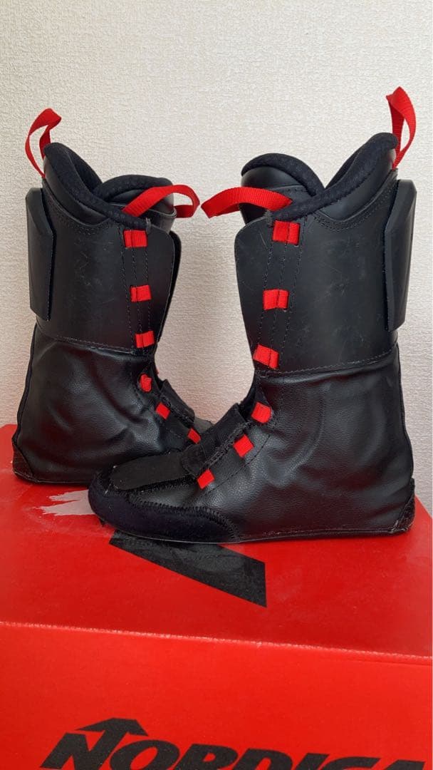 ノルディカ　スキーブーツ　メンズ