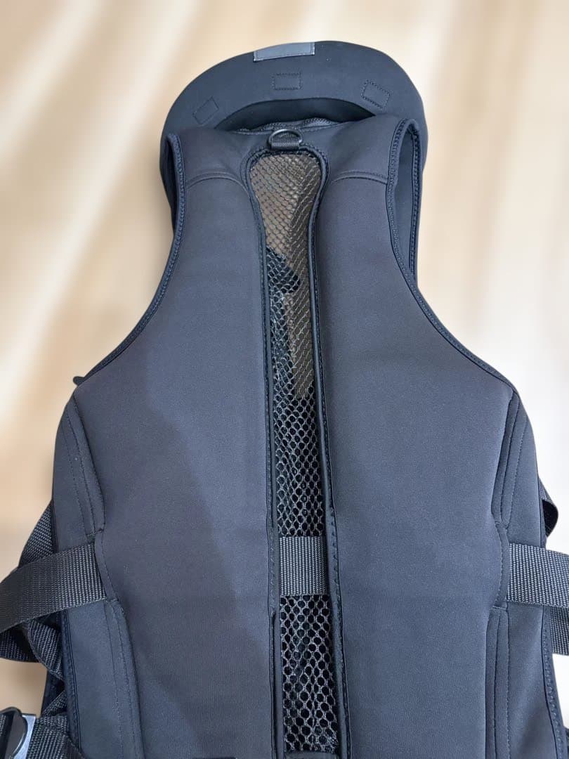 撃投ボディプロテクタークール　撃投ポーチ付き　ロックショアベスト