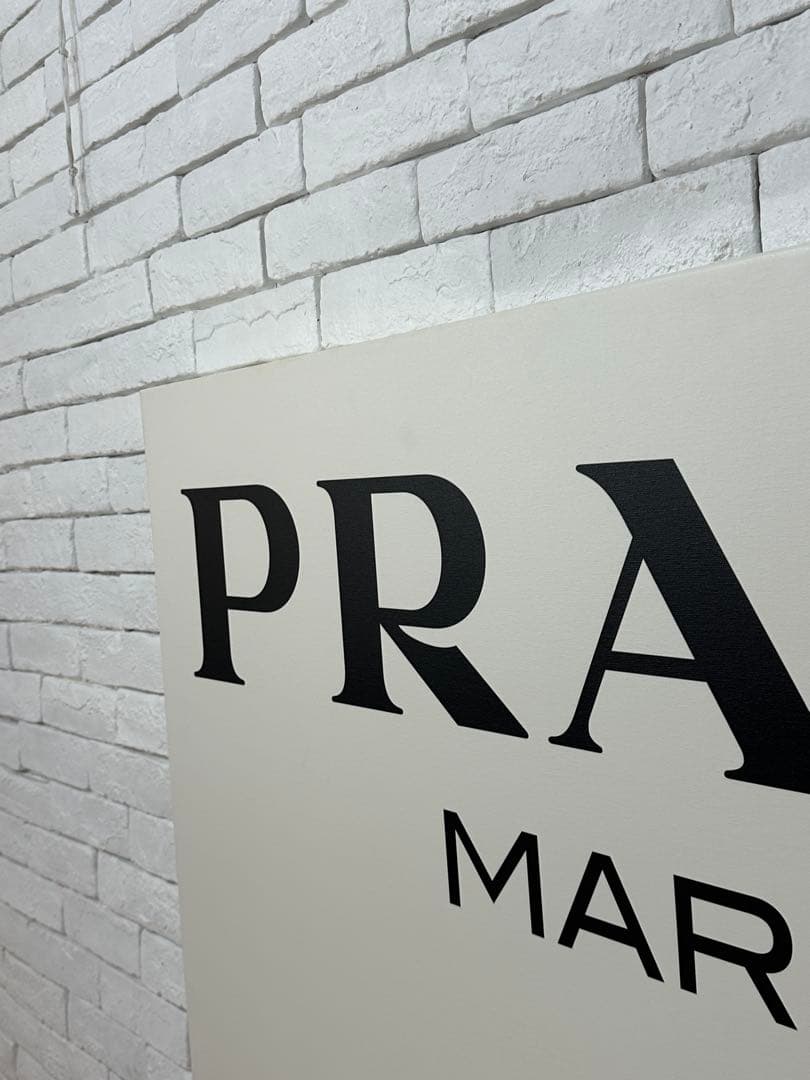 【東京都23区配送無料】定価12万円　プラダ　アートパネル　特大　キャンバス　絵