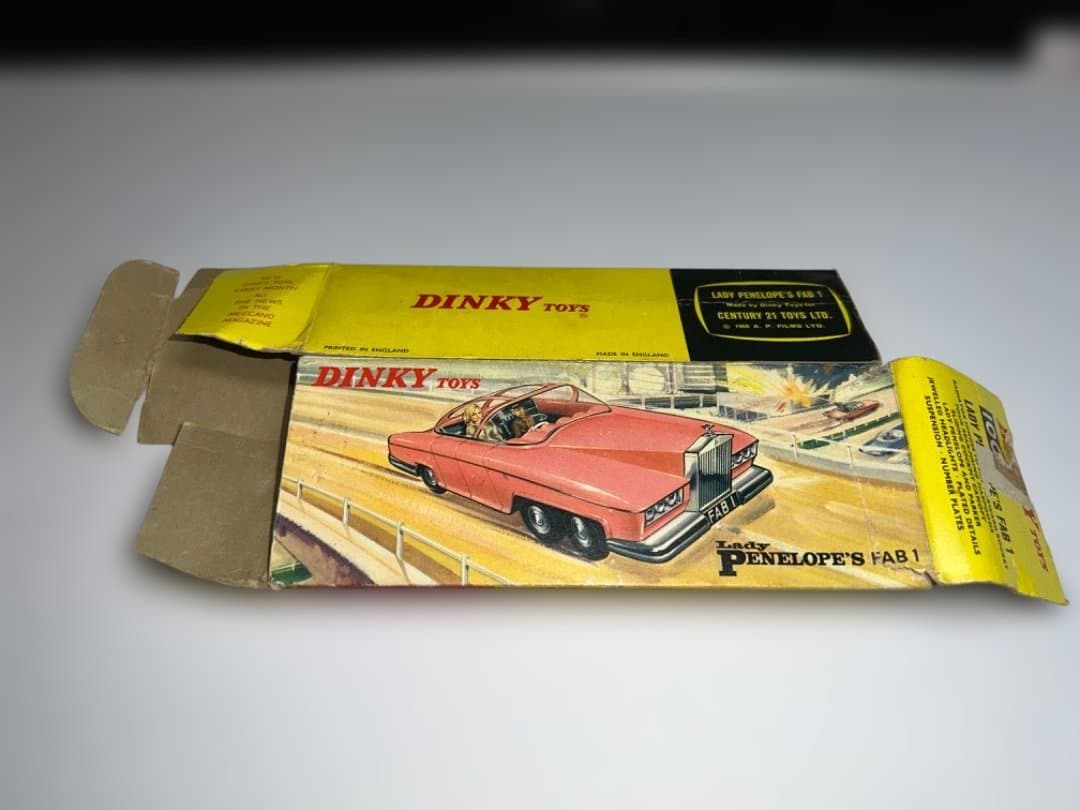 DINKY Thunderbirds Lady Penelope 当時モノ