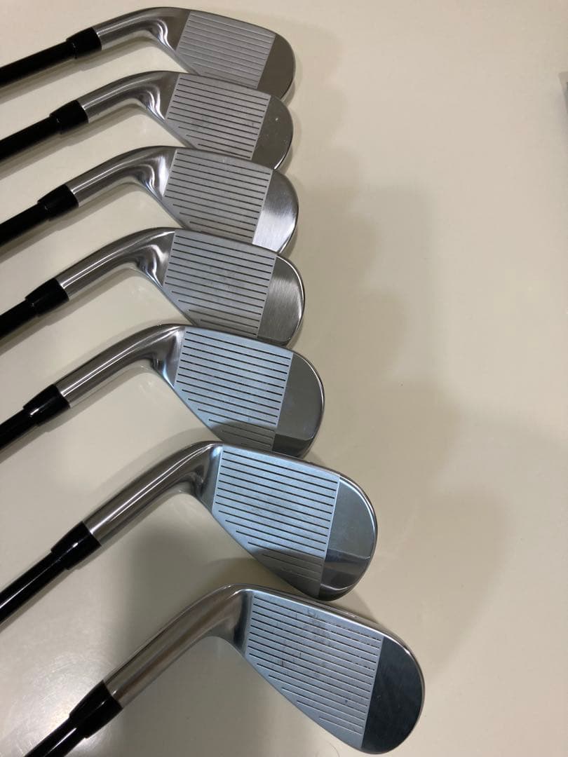 美品　7本セット タイトリスト　T350 アイアンTENSEI RED カーボン