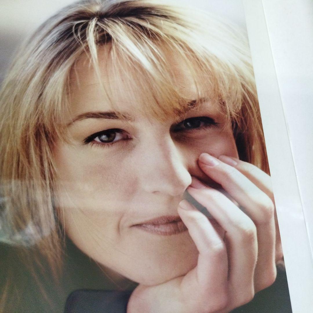 ハリウッド女優　ヘレン・ハント　女優サイン入り8Ｘ10 フォト　証明書付き