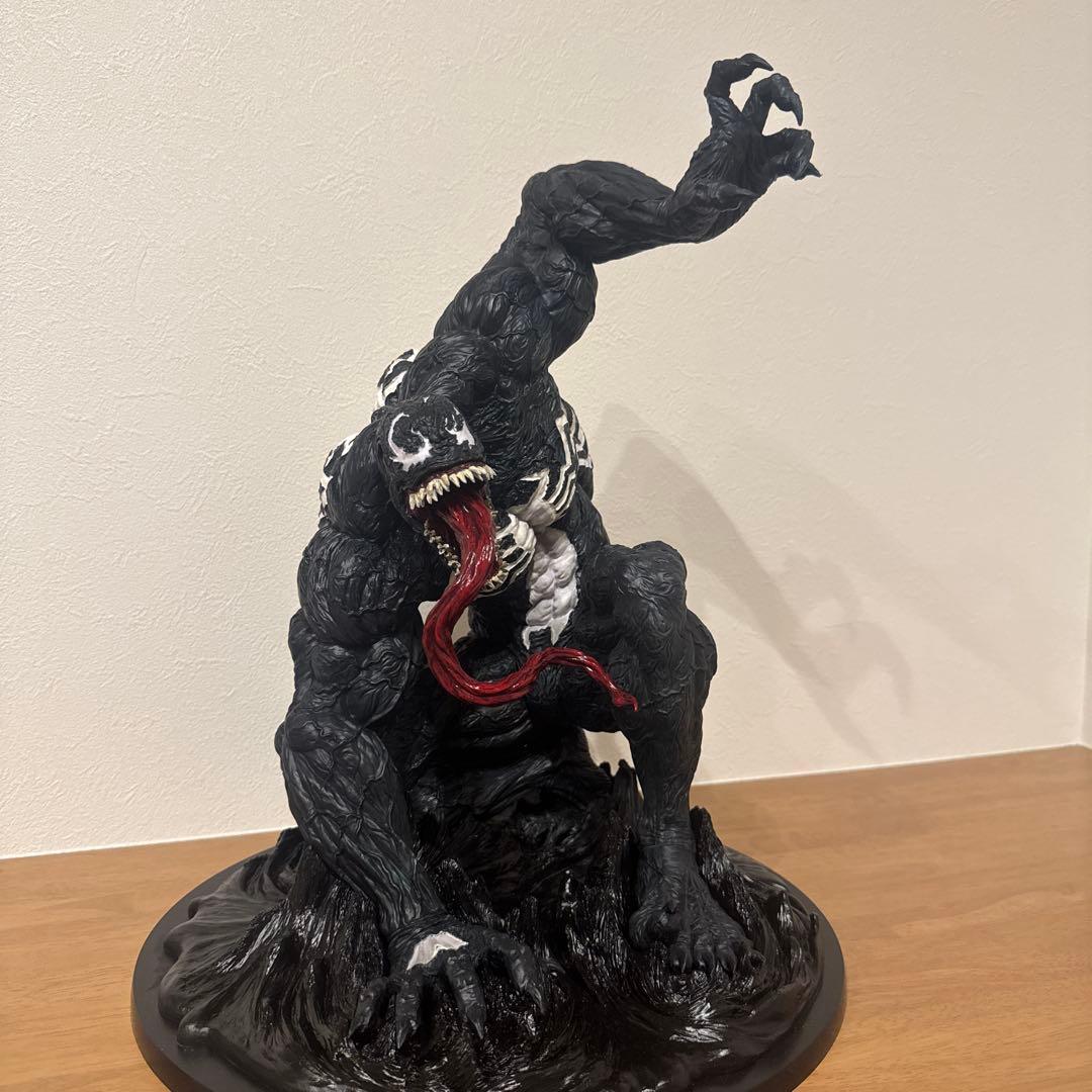 ソフビナル　ヴェノム