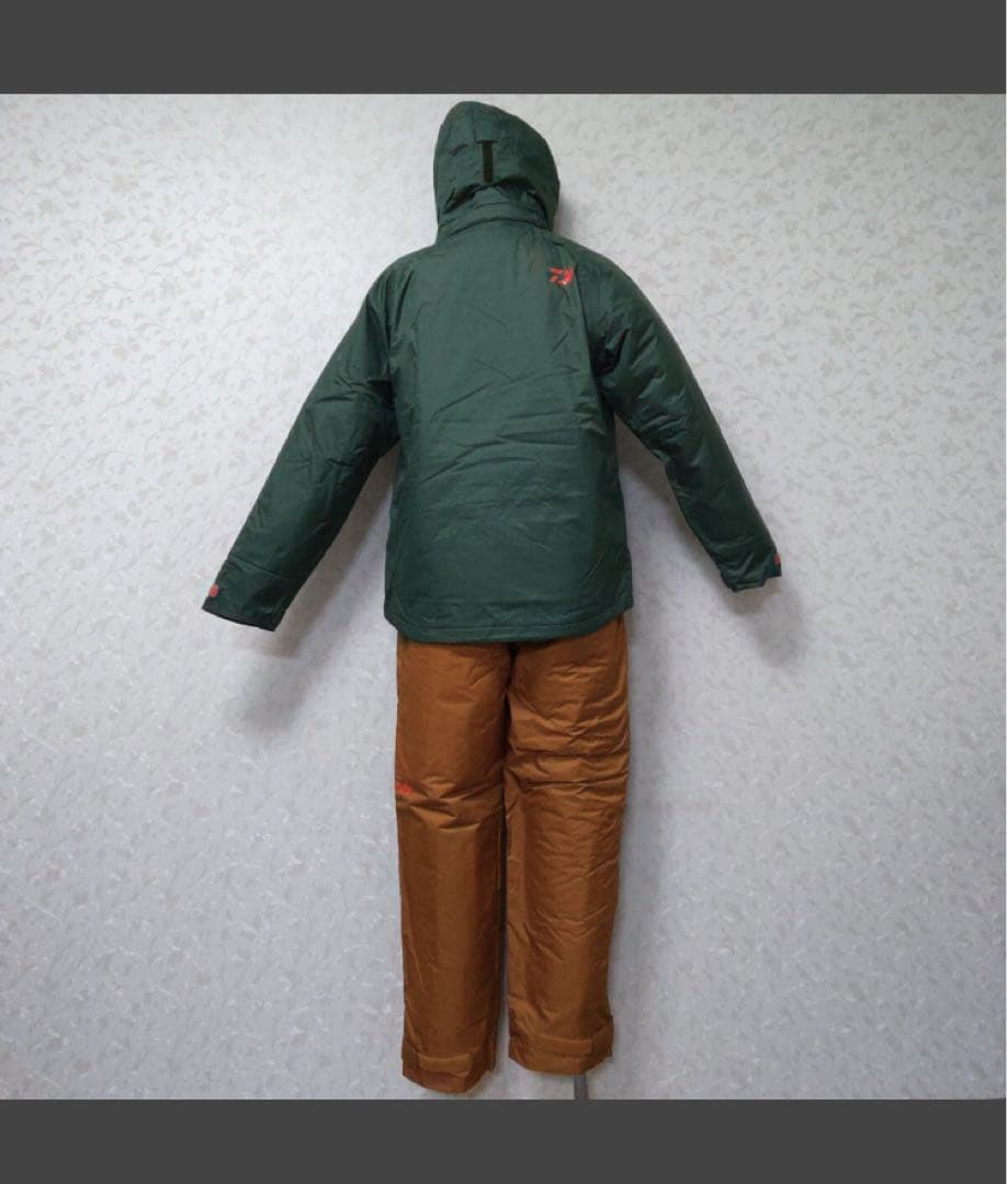 ダイワ 未使用RAINMAXレインマックスウィンタースーツ アーミーカーキ Ｍ