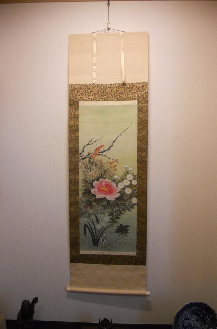 掛け軸 玉鳳 四季花 絹本 希少 軸装 茶道具 掛軸 美品 です。