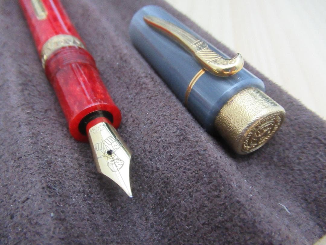 DELTA 万年筆 少数民族シリーズ2004 コサック 1KS　18K-F