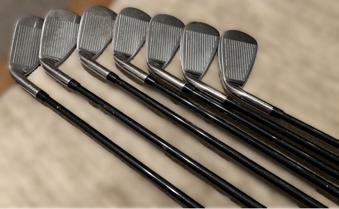 BMF ブラックミルフィーユ キャディーバッグとクラブセット　パター付き