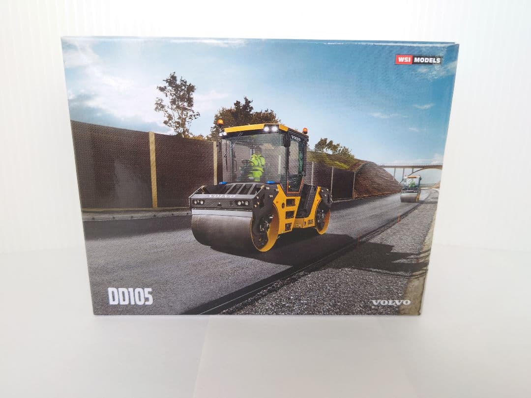 VOLVO　1/50　ボルボ　DD105　ロードローラー