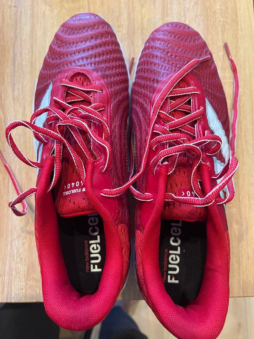 New Balance FuelCell スパイクシューズ レッド