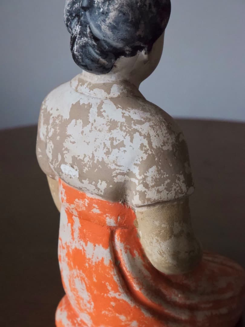 明治大正期　韓国人形　彩色土人形　女性像　郷土玩具　民藝　古人形　Q2346