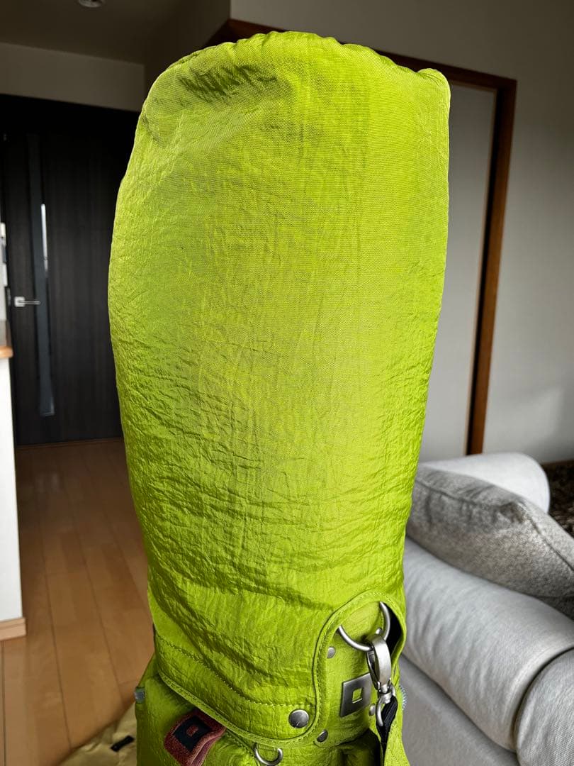 専用　美品ONOFF オノフ キャディバッグ 9型　軽量コンパクト　レディース