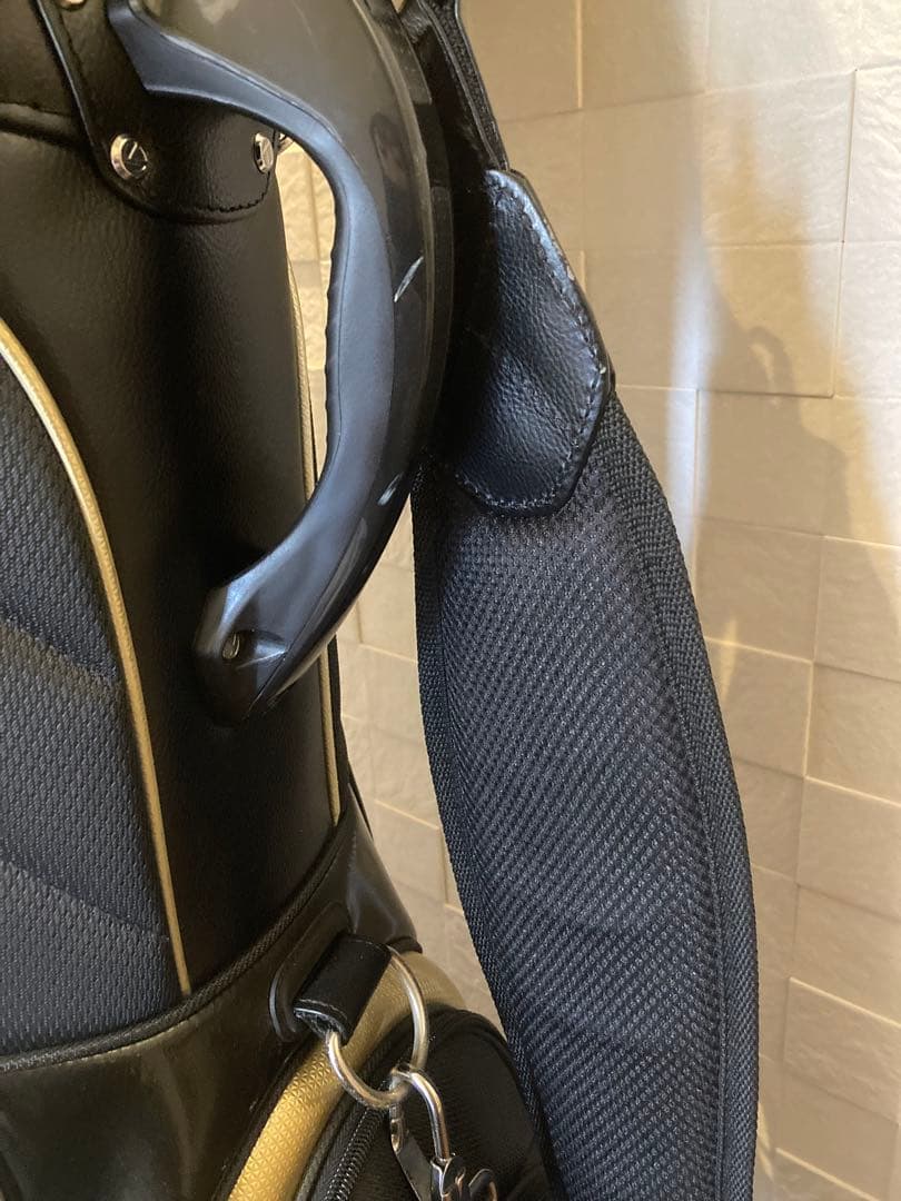 【TaylorMade】ゴルフバック（送料込み）