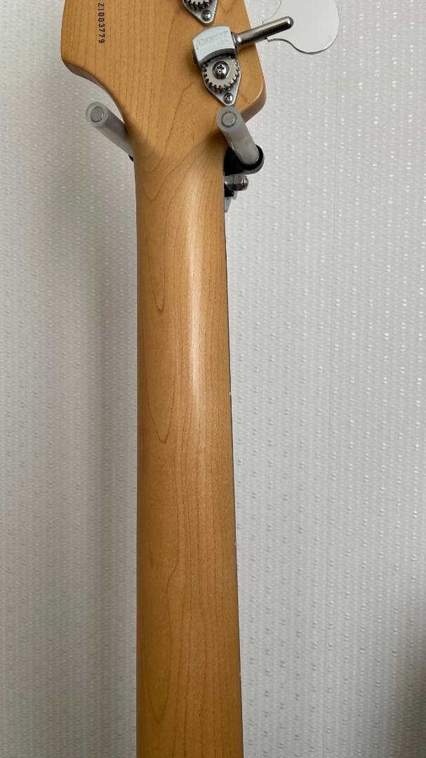 11/22(土)まで　Fender USA American JazzBassV