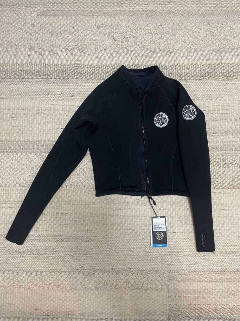 新品未使用　RIP CURL 1.5mm LS Crop Jacket