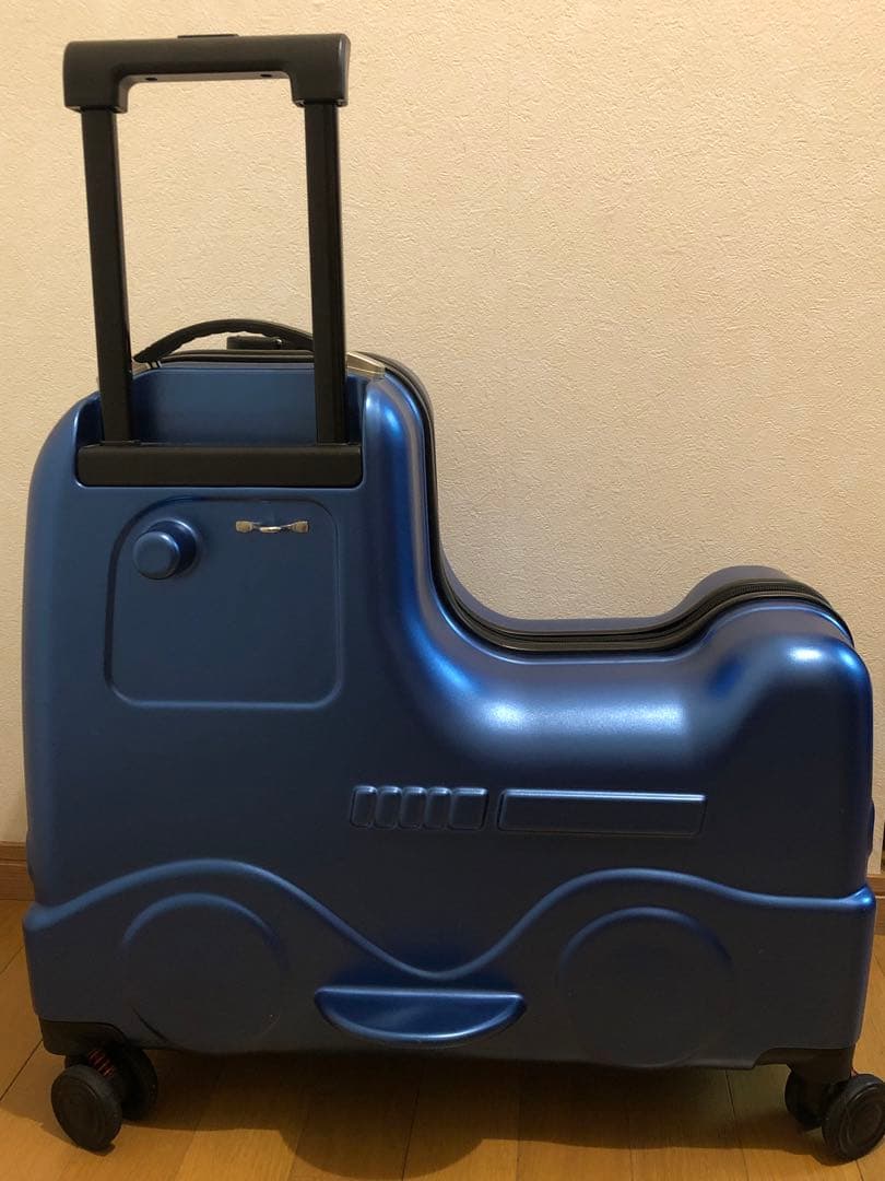 大人気22インチ キッズ ライドオン スーツケース　シートベルト付き