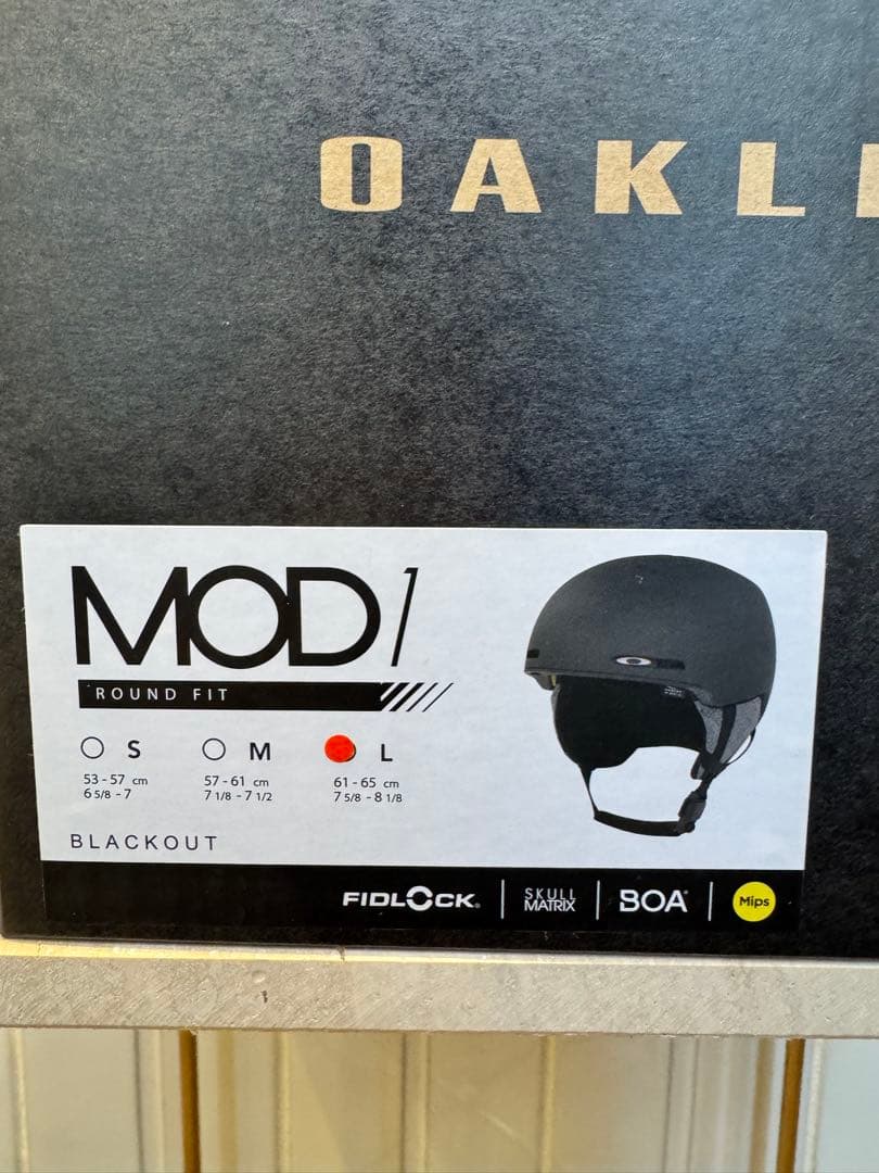 OAKLEY MOD1 ヘルメット L ブラックアウト　箱付属品　女性使用品