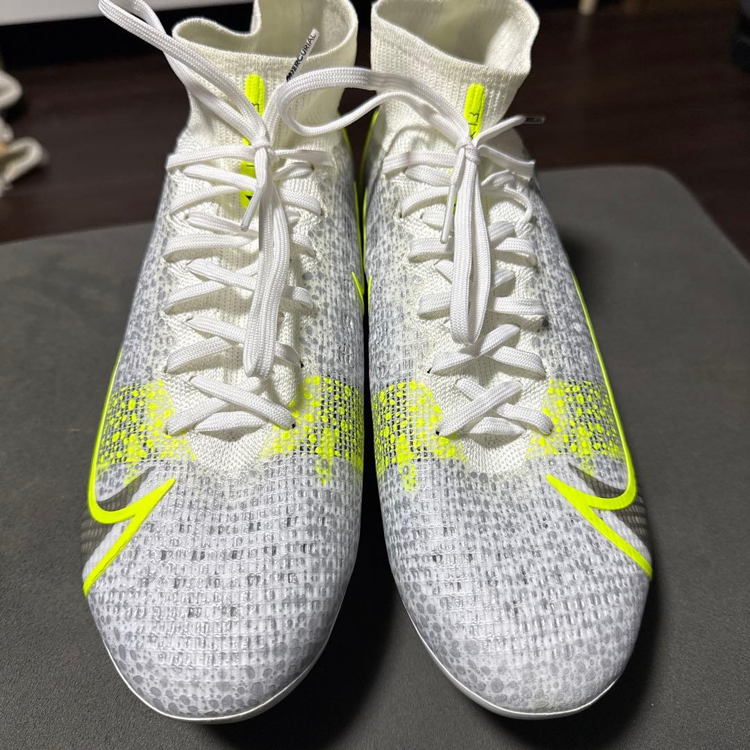 ナイキマーキュリアルスーパーフライ8 AGACC 日本未発売商品です。