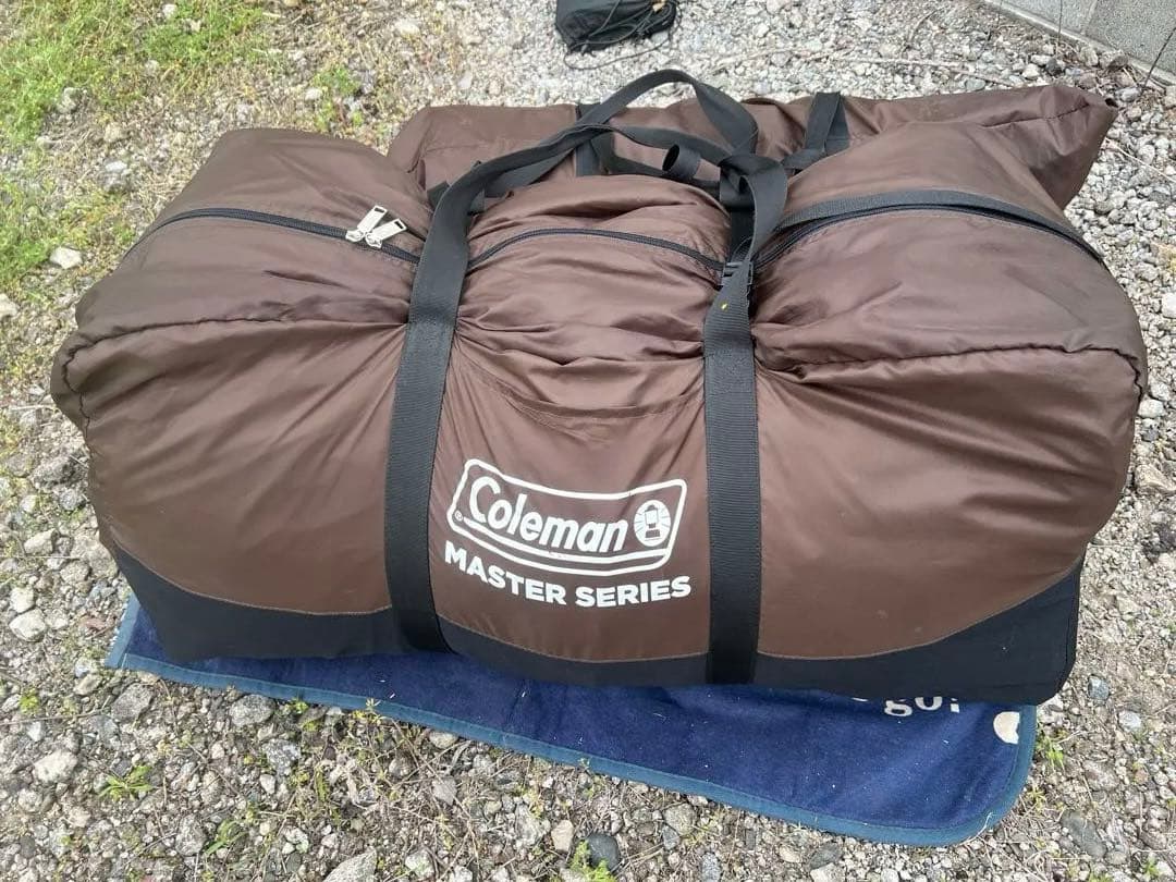 コールマン　コクーン3完品！オプションクリアウォール付属！　3年未満１０回以下！