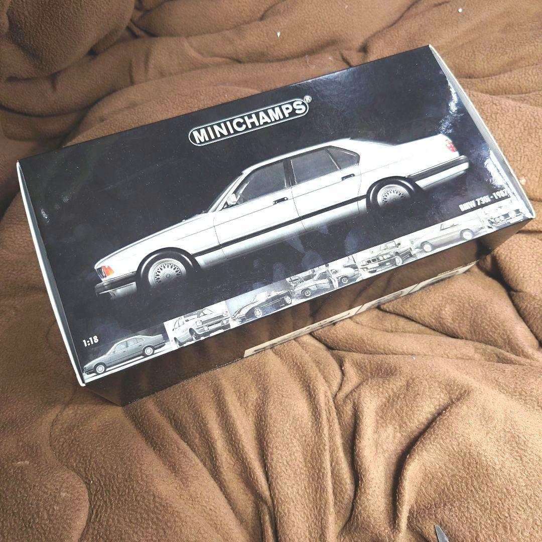 ミニチャンプス★美品BMW730i・1987★シルバー1/18ミニカー送料無料
