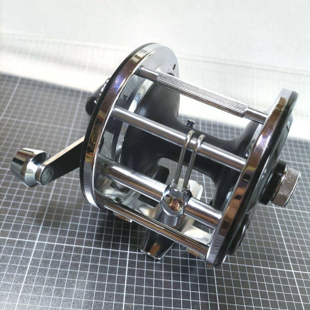 ☆ダイワ ダイナミック ST-60☆リール 釣り DAIWA 両軸リール ベイト