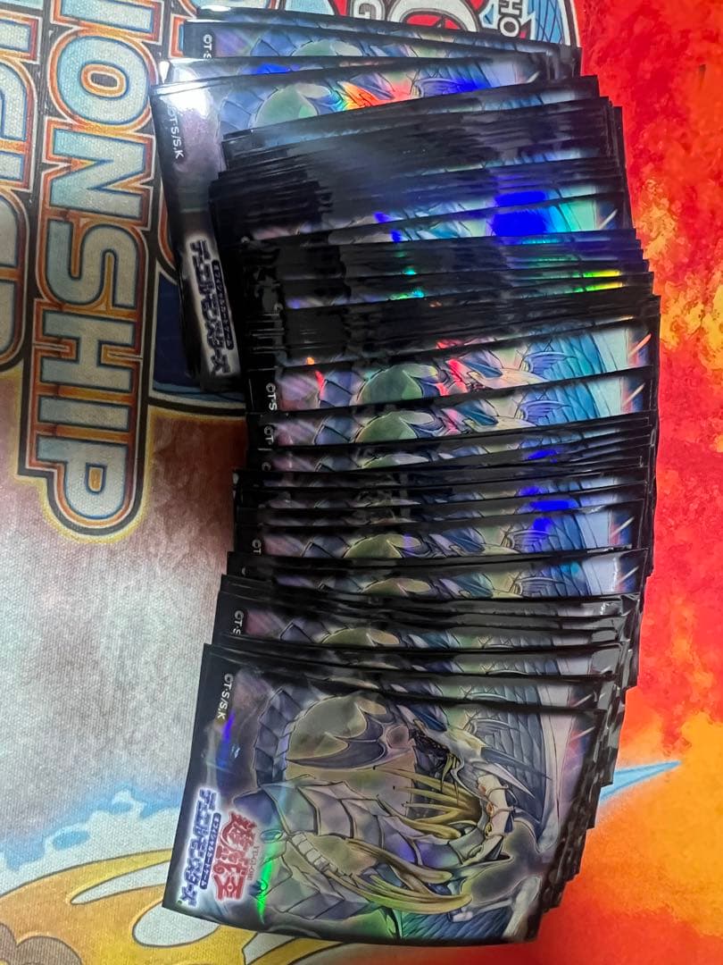 遊戯王OCG レインボードラゴン　90枚　スリーブ