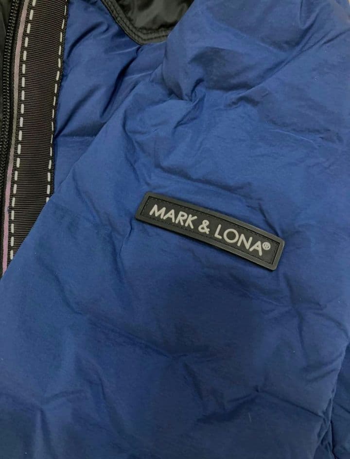 マークアンドロナ　レディース　ダウンジャケット　サイズ40 ストレッチあり