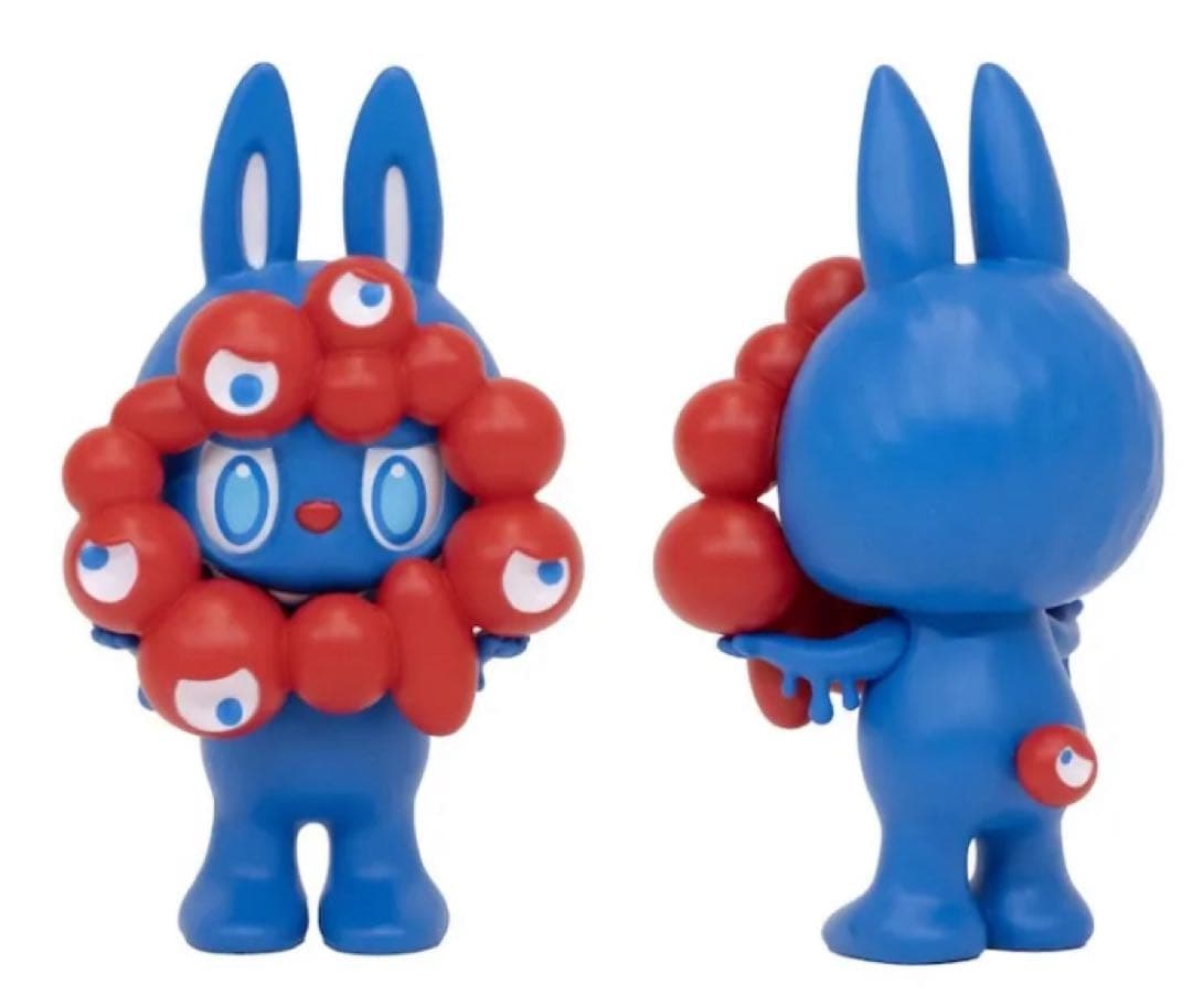 LABUBU MYAKU-MYAKUストラップ付フィギュア