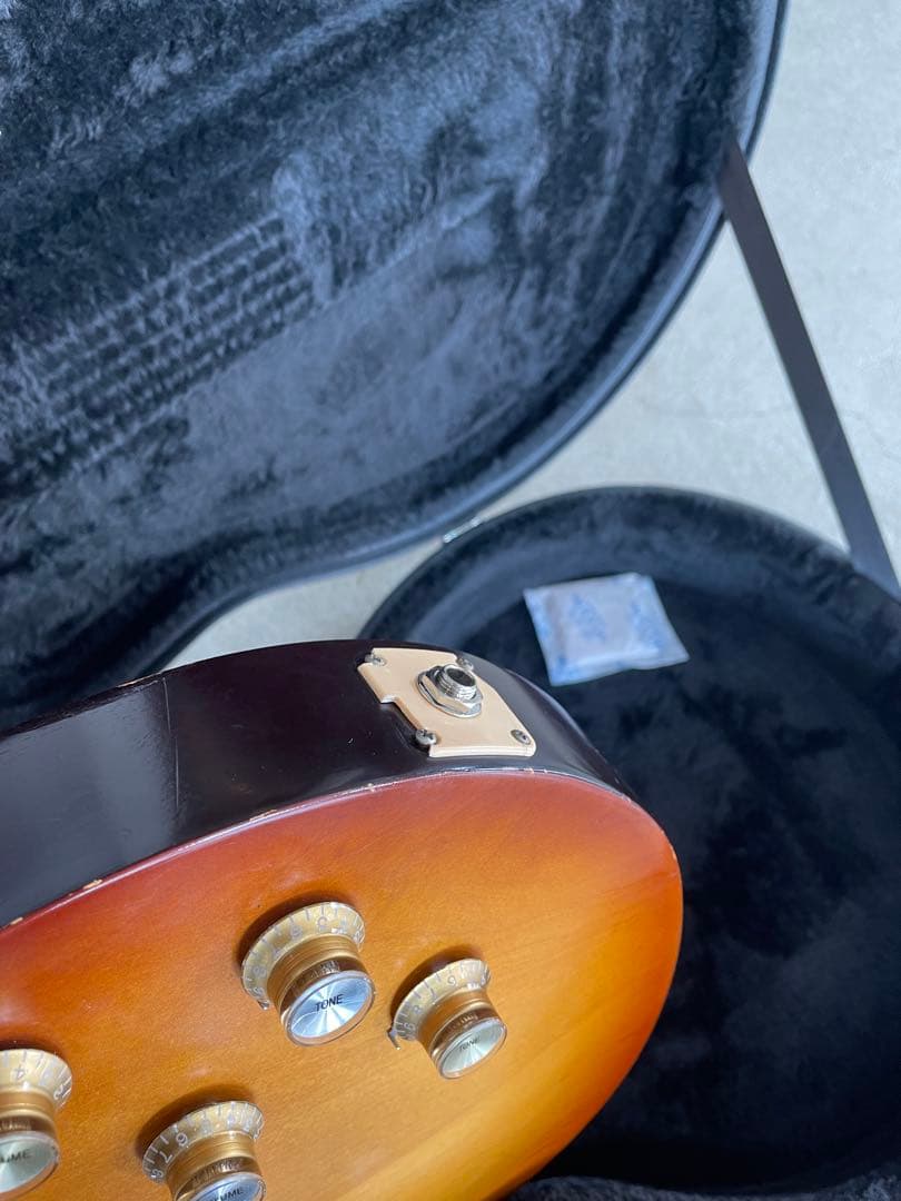 値下げしました。Gibson Les Paul Tribute 2011年製